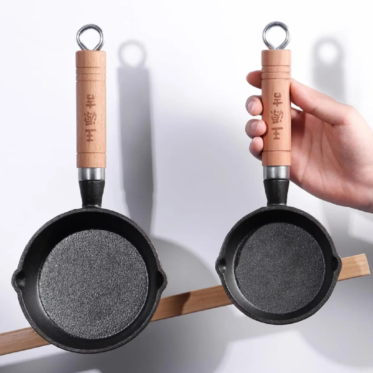 WANGYUANJI 4.3"Melting Pot Cast Iron Sauce Pan, Cast Iron Cookware, Melting Pot Perfect for Heating milk, Water and oil