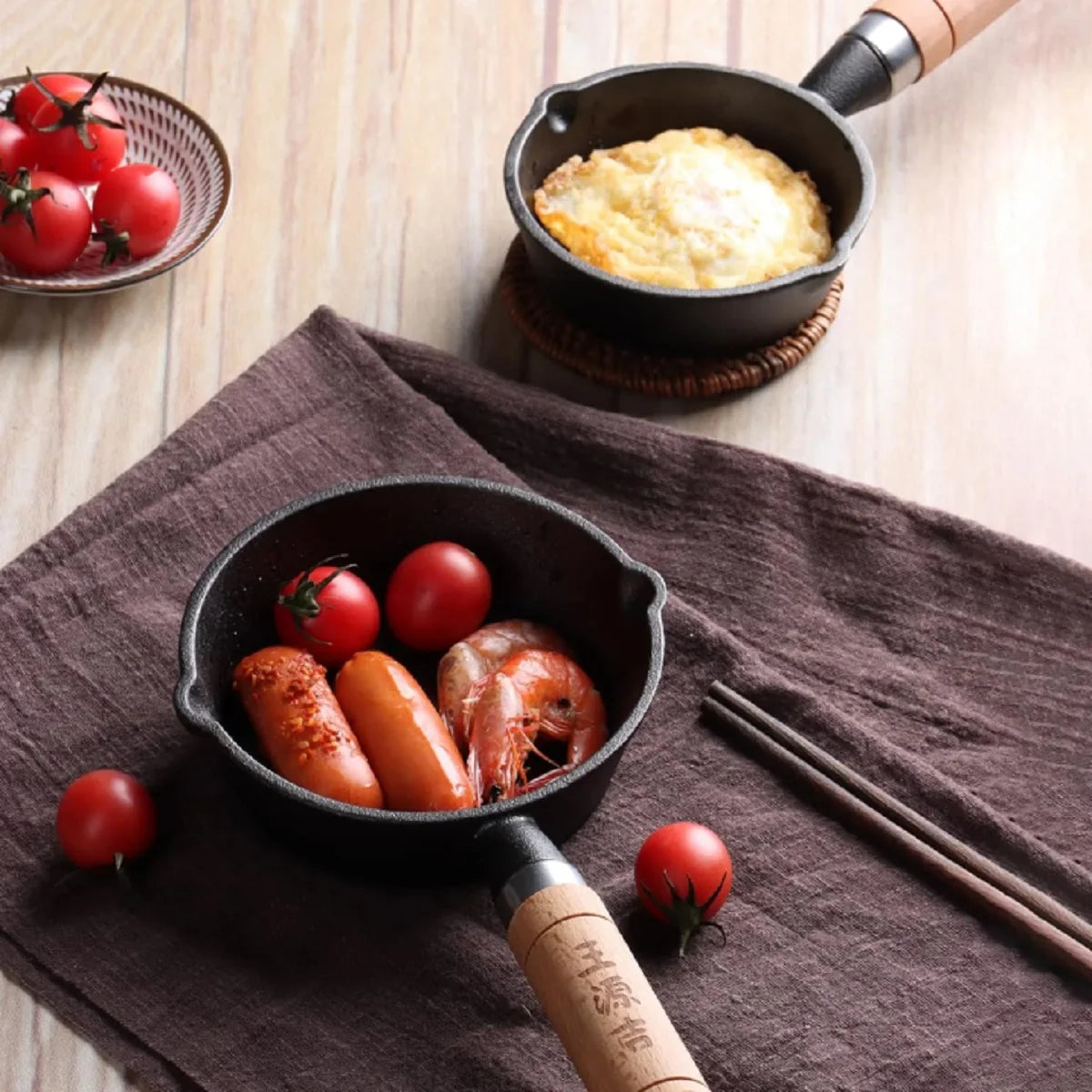 WANGYUANJI 4.3"Melting Pot Cast Iron Sauce Pan, Cast Iron Cookware, Melting Pot Perfect for Heating milk, Water and oil